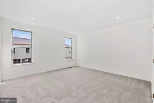 19750 Misty Moss Sq, Ashburn, VA 20147 - Photo 16