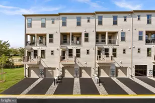 19750 Misty Moss Sq, Ashburn, VA 20147 - Photo 32