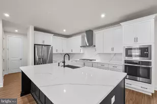 41878 Night Nurse Cir, Brambleton, VA 20148 - Photo 8