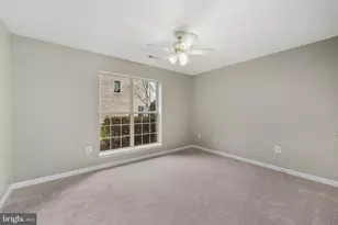 21845 Baldwin Square, Sterling, VA 20164 - Photo 16