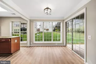 21845 Baldwin Square, Sterling, VA 20164 - Photo 6