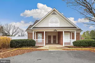 21845 Baldwin Square, Sterling, VA 20164 - Photo 28