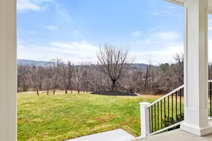 35080 McKnight Ct, Round Hill, VA 20141 - Photo 6