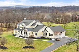 35080 McKnight Ct, Round Hill, VA 20141 - Photo 4