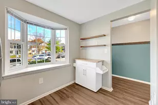 30 Quincy Ct, Sterling, VA 20165 - Photo 8