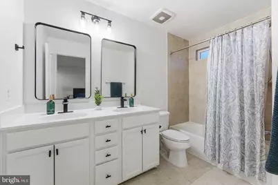 43911 Eastgate View Drive, Chantilly, VA 20152 - Photo 48