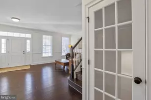 24111 Audubon Trail Dr, Aldie, VA 20105 - Photo 2