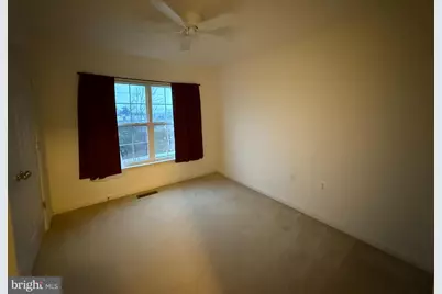 23004 Fontwell Square, Sterling, VA 20166 - Photo 10