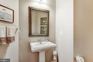 24958 Brookbark Terrace, Chantilly, VA 20152 - Photo 10