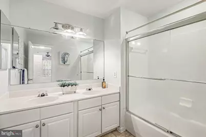 20402 Cool Fern Square #20402, Ashburn, VA 20147 - Photo 32