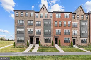 22528 Wilson View Ter, Ashburn, VA 20148 - Photo 1