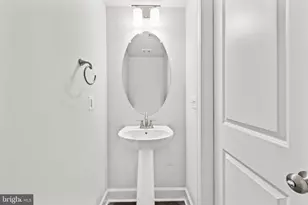 22528 Wilson View Ter, Ashburn, VA 20148 - Photo 16