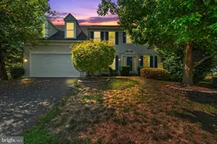 21255 Olive Green Ct, Ashburn, VA 20147 - Photo 2