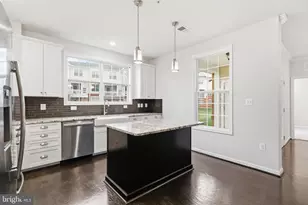 43032 Stuarts Glen Terrace, Ashburn, VA 20148 - Photo 4