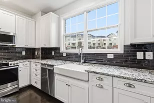 43032 Stuarts Glen Terrace, Ashburn, VA 20148 - Photo 6