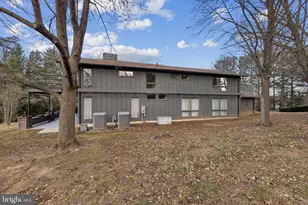 17167 Simpson Cir, Paeonian Springs, VA 20129 - Photo 2