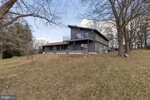 17167 Simpson Cir, Paeonian Springs, VA 20129 - Photo 4
