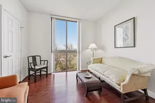 19365 Cypress Ridge Terrace, Leesburg, VA 20176 - Photo 16