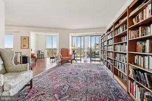 19365 Cypress Ridge Terrace, Leesburg, VA 20176 - Photo 10