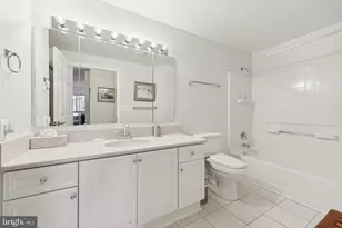 19365 Cypress Ridge Terrace, Leesburg, VA 20176 - Photo 28