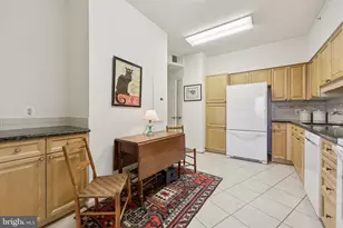 19365 Cypress Ridge Terrace, Leesburg, VA 20176 - Photo 18