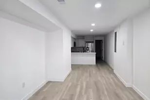 901 Redbud Ln NE, Leesburg, VA 20176 - Photo 6