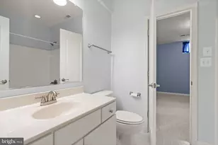 19296 Creek Field Cir, Leesburg, VA 20176 - Photo 54