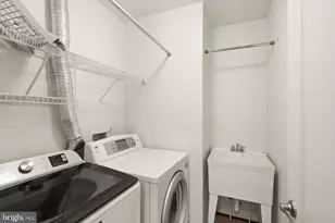 19296 Creek Field Cir, Leesburg, VA 20176 - Photo 24