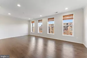 23483 Logans Ridge Terrace, Ashburn, VA 20148 - Photo 16