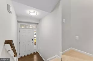 23483 Logans Ridge Terrace, Ashburn, VA 20148 - Photo 4