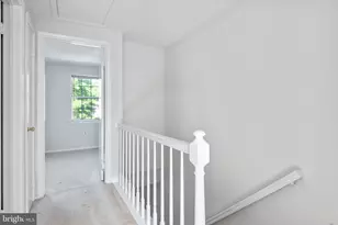 31 Palmer Ct, Sterling, VA 20165 - Photo 8