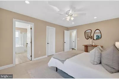 46526 Cedarhurst Drive, Sterling, VA 20165 - Photo 32