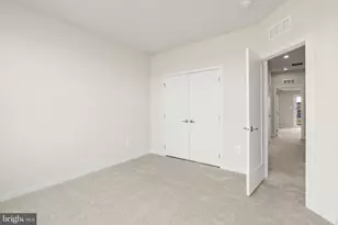 22395 Claude Moore Dr, Ashburn, VA 20148 - Photo 16