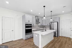 19719 Misty Moss Sq, Ashburn, VA 20147 - Photo 4