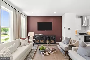 43793 Mystic Maroon Ter, Ashburn, VA 20147 - Photo 4