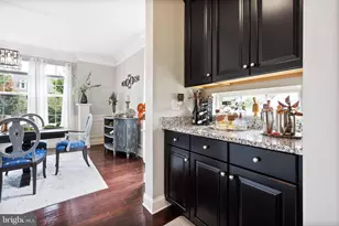 24469 Island Pool Ct, Aldie, VA 20105 - Photo 12