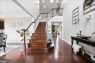 24469 Island Pool Ct, Aldie, VA 20105 - Photo 6