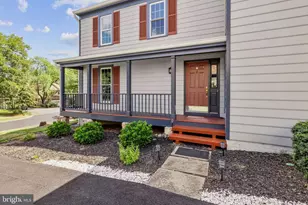 15 Linden Hill Way SW, Leesburg, VA 20175 - Photo 6