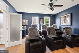 20254 Northpark Dr, Ashburn, VA 20147 - Photo 6