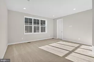 42139 Gilded Stone Ter, Brambleton, VA 20148 - Photo 16