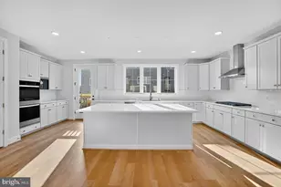 42139 Gilded Stone Ter, Brambleton, VA 20148 - Photo 4