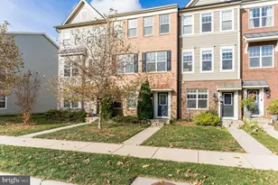 25621 Pleasant Valley Rd, Chantilly, VA 20152 - Photo 2