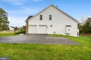 43041 Lago Stella Pl, Ashburn, VA 20148 - Photo 42