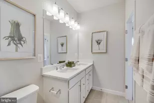 230 Chianti Ter SE, Leesburg, VA 20175 - Photo 36