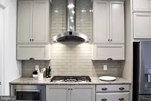 23017 Sullivans Cove Sq, Ashburn, VA 20148 - Photo 14