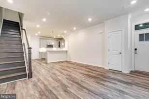 20687 Heron Landing Dr, Sterling, VA 20166 - Photo 6