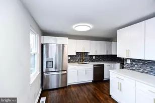 9 Dorrell Ct, Sterling, VA 20165 - Photo 12