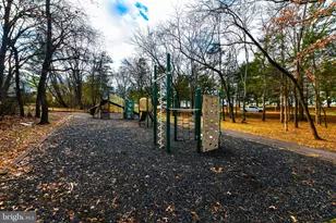 9 Dorrell Ct, Sterling, VA 20165 - Photo 36