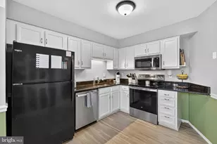 805 Smartts Ln NE, Leesburg, VA 20176 - Photo 6