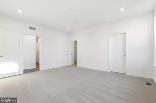 19705 Misty Moss Sq, Ashburn, VA 20147 - Photo 12